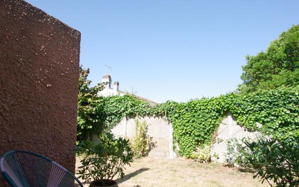 Maison à vendre    5 pièces • 220 m2 La Rochelle