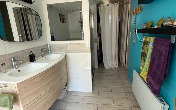 Maison à vendre    5 pièces • 220 m2 La Rochelle