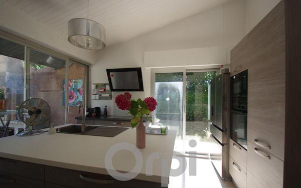 Maison à vendre    5 pièces • 220 m2 La Rochelle