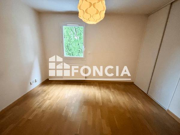 Location Appartement 4 pièces 110.3 m² - 14 CHEMIN DE LA PLANCHE BRULEE Ferney Voltaire 01210