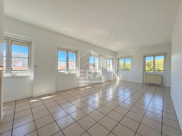 A louer - Royan marché central - Appartement 3 pièces rénovées - 64 m² - Lumineux