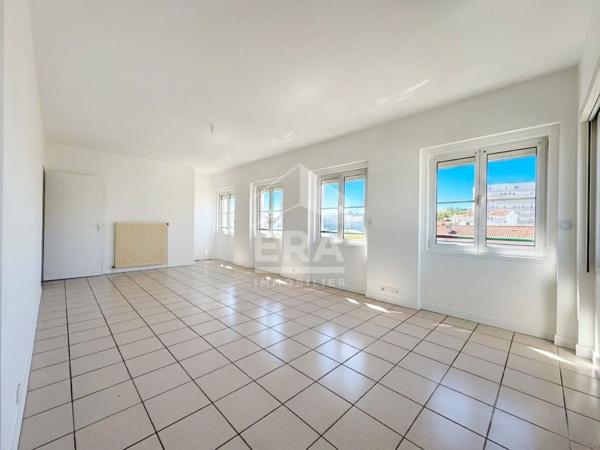 A louer - Royan marché central - Appartement 3 pièces rénovées - 64 m² - Lumineux