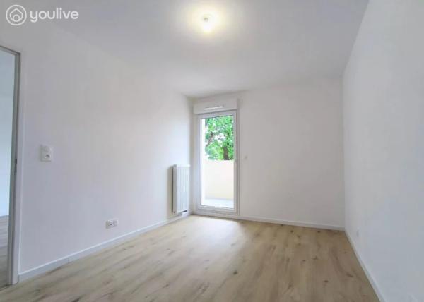 CHALLANS – T2 NEUF JAMAIS HABITÉ, BALCON SUR PARC ET PARKING EN SOUS-SOL