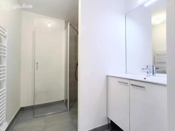 CHALLANS – T2 NEUF JAMAIS HABITÉ, BALCON SUR PARC ET PARKING EN SOUS-SOL