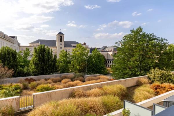 EXCLUSIVITÉ – APPARTEMENT T2 AVEC BALCON, VUE DÉGAGÉE ET PARKING