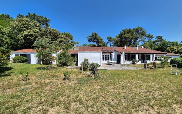 Maison à vendre    6 pièces •  Saint-Georges-d'Oléron