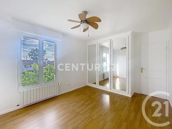 Maison à vendre  4 pièces - 98,62 m 2   NOISY LE GRAND  - 93