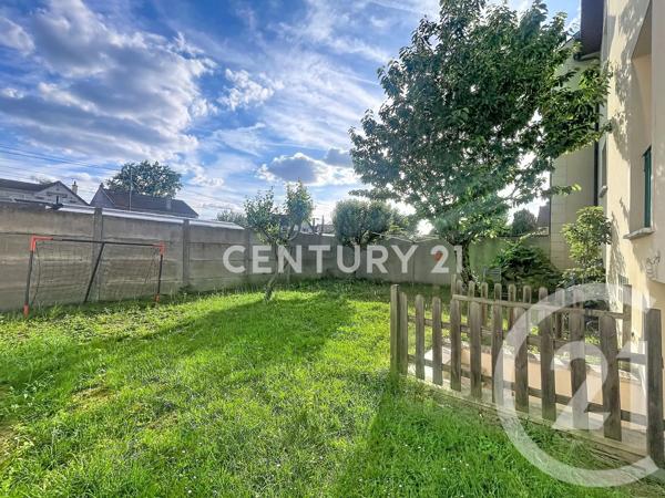 Maison à vendre  4 pièces - 98,62 m 2   NOISY LE GRAND  - 93