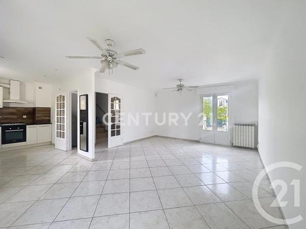 Maison à vendre  4 pièces - 98,62 m 2   NOISY LE GRAND  - 93