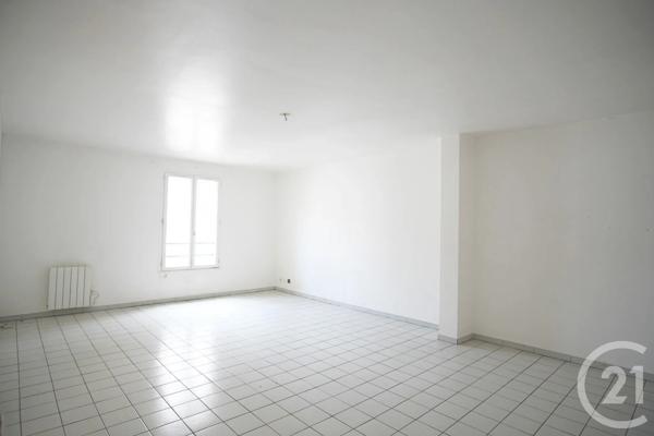 Appartement F4 à vendre  4 pièces - 85,32 m 2   FRESNES  - 94