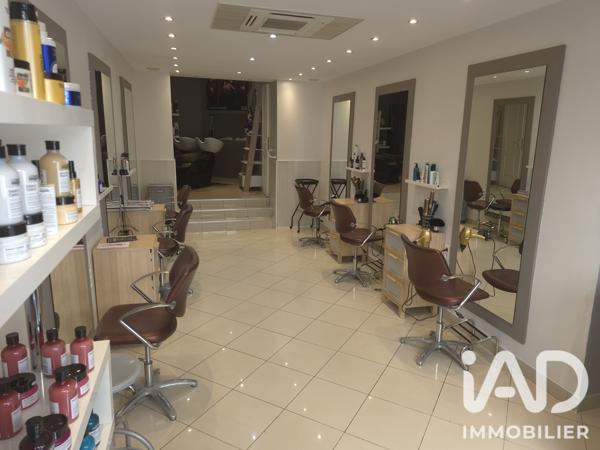 Esthétique, Coiffure​ à vendre 50 m² Saint-Maximin-la-Sainte-Baume