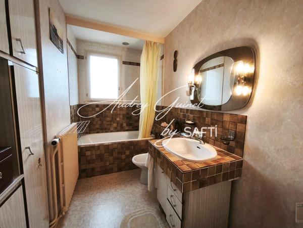 Buxerolles – Maison familiale à fort potentiel, quartier calme