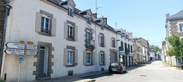 Immobilier Rohan (56580) – Maison de village 200m2 – 214 990 €