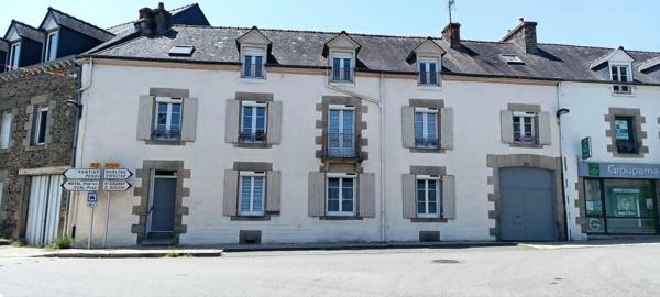 Immobilier Rohan (56580) – Maison de village 200m2 – 214 990 €