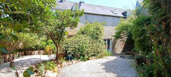Immobilier Rohan (56580) – Maison de village 200m2 – 214 990 €