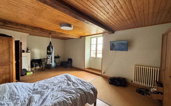 Maison à vendre    4 pièces •  Saint-Germain-de-Lusignan