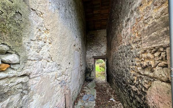 Maison à vendre    4 pièces •  Saint-Germain-de-Lusignan