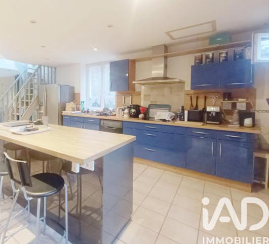 Maison à vendre 4 pièces 140 m² Pouzolles