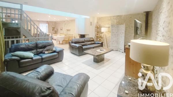 Maison à vendre 4 pièces 140 m² Pouzolles