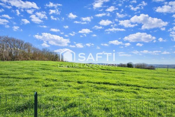 COUP DE CŒUR – PAVILLON DE PLAIN-PIED AVEC BEAU TERRAIN ET FORT POTENTIEL