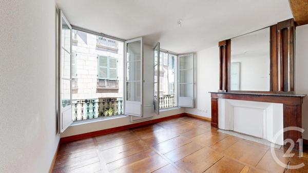Appartement à vendre  2 pièces - 42,62 m 2   BAYONNE  - 64