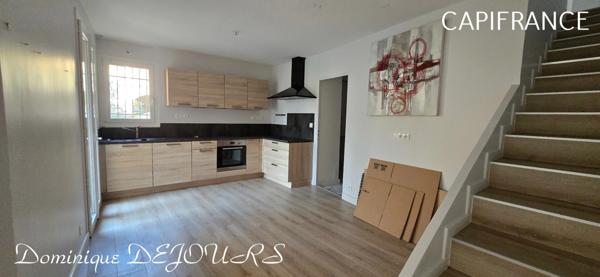 À CHARMES sur RHÔNE Belle maison Atypique dans le quartier ancien, proche de l'Embroye avec des prestations de qualités -