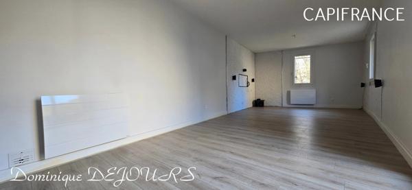 À CHARMES sur RHÔNE Belle maison Atypique dans le quartier ancien, proche de l'Embroye avec des prestations de qualités -