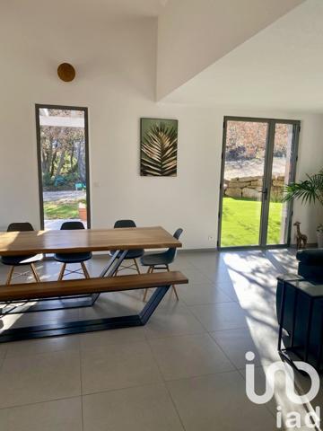 Maison à vendre 7 pièces 256 m² Trets