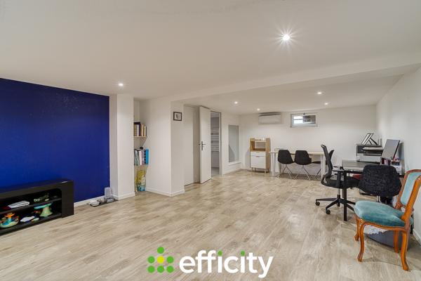 Maison
         5 pièces
        - 125 m² 398 000 € *