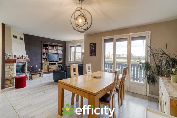 Maison
         5 pièces
        - 125 m² 398 000 € *