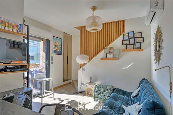 Signature contemporaine: propriété face à la mer pensée pour la flexibilité