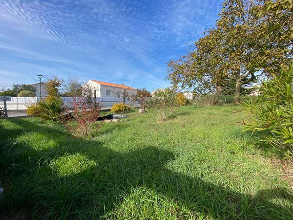 Terrain Longeville Sur Mer 365 m2