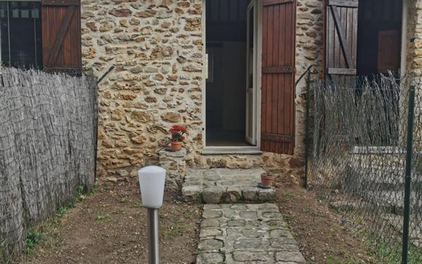 Appartement à louer    1 pièce •  Saint-Fargeau-Ponthierry