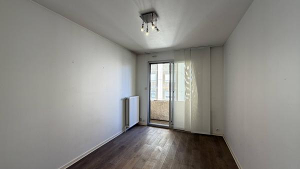 Appartement de 145m² avec plusieurs terrasse, garage, dans résidence sécurisée et quartier prisé