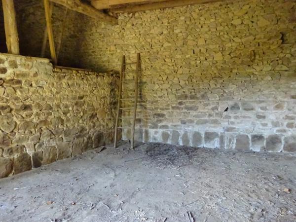 Dpt Saône et Loire (71), proche de LA CLAYETTE maison P3, 2chambres, terrain environ 1800m²