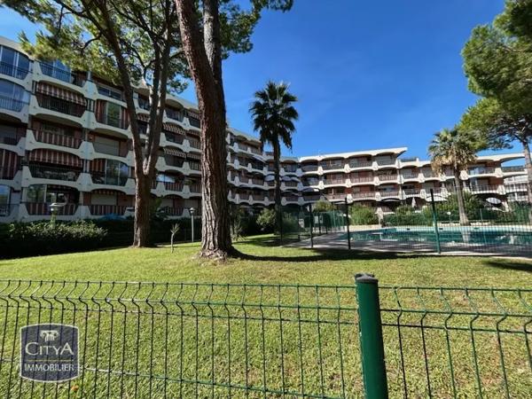 Appartement à vendre 4 pièces 106.5m² Mandelieu-la-Napoule (06210)