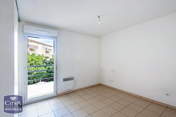 Appartement à vendre 3 pièces 54.34m² Miramas (13140)