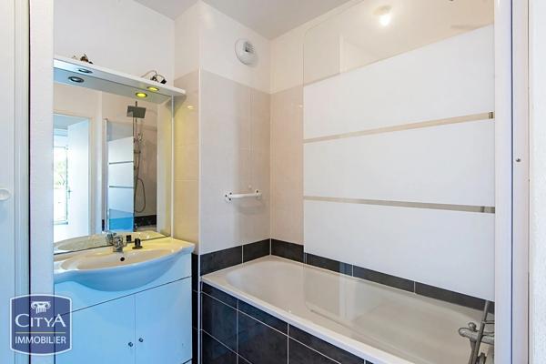 Appartement à vendre 3 pièces 54.34m² Miramas (13140)