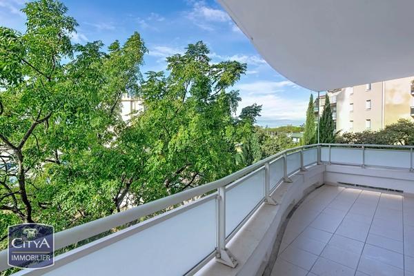 Appartement à vendre 3 pièces 54.34m² Miramas (13140)