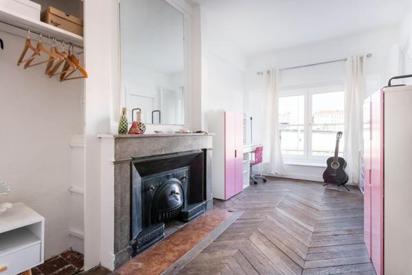 QUAI ANDRE LASSAGNE – A DEUX PAS DE L’OPERA - T4BIS DE 140m²