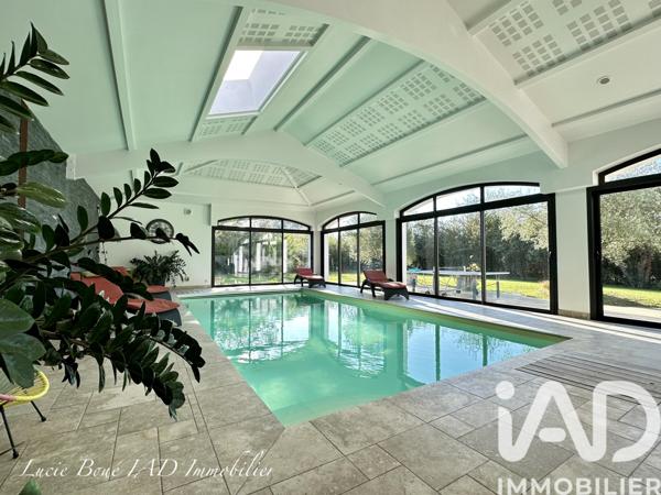 Maison à vendre 10 pièces 270 m² Beauvoir-sur-Mer