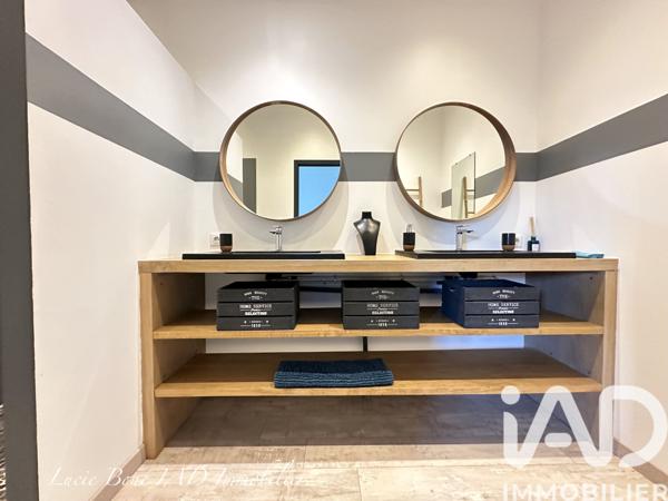 Maison à vendre 10 pièces 270 m² Beauvoir-sur-Mer