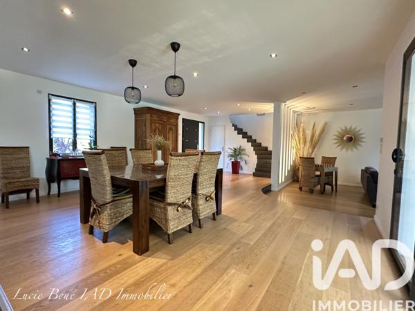 Maison à vendre 10 pièces 270 m² Beauvoir-sur-Mer