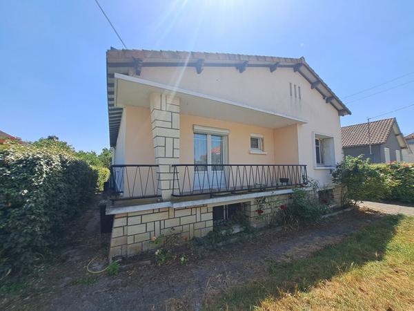 MAISON  SUR SOUS SOL