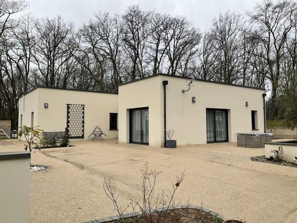 Maison à vendre à Gourdon dans le Lot (46300), ref : 46041/406