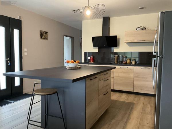 Maison à vendre à Gourdon dans le Lot (46300), ref : 46041/406