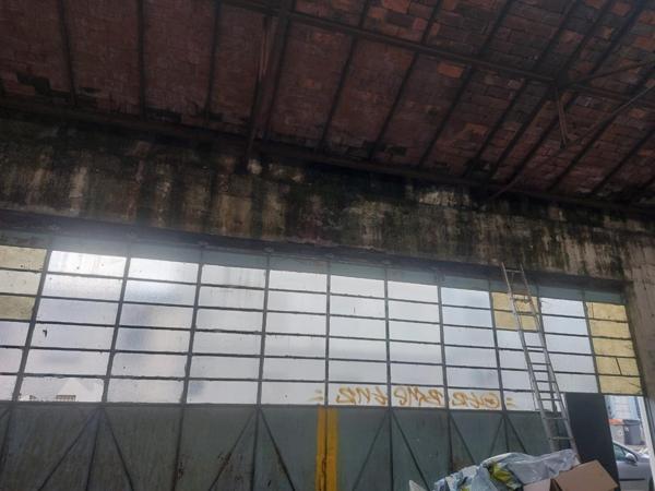 Dépôt 400 m2 à St Etienne