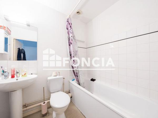 À vendre Studio 23.6 m² - Bordeaux 33000