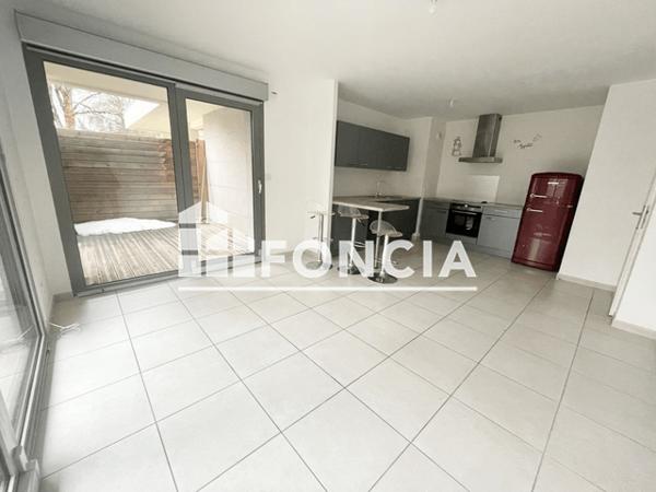 Location Appartement 2 pièces 42.78 m² - Porte 03 Divonne- Les- Bains 01220