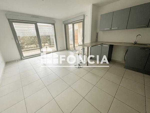 Location Appartement 2 pièces 42.78 m² - Porte 03 Divonne- Les- Bains 01220